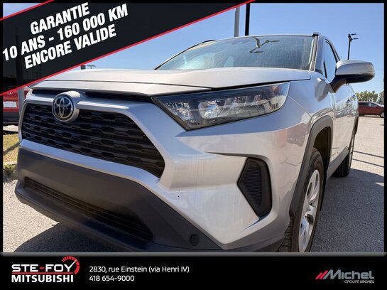 Toyota RAV4 LE AWD, SIÈGES CHAUFFANTS, SYSTÈME DE NAVIGATION 2021 Argent