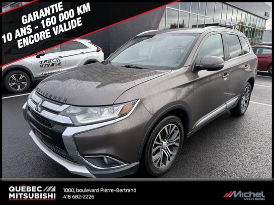2016 Mitsubishi Outlander GT AWC, 7 passagers, Cuir, Toit ouvrant, Capacité 3500lbs Bronze 2016 Mitsubishi Outlander GT AWC, 7 passagers, Cuir, Toit ouvrant, Capacité 3500lbs Bronze